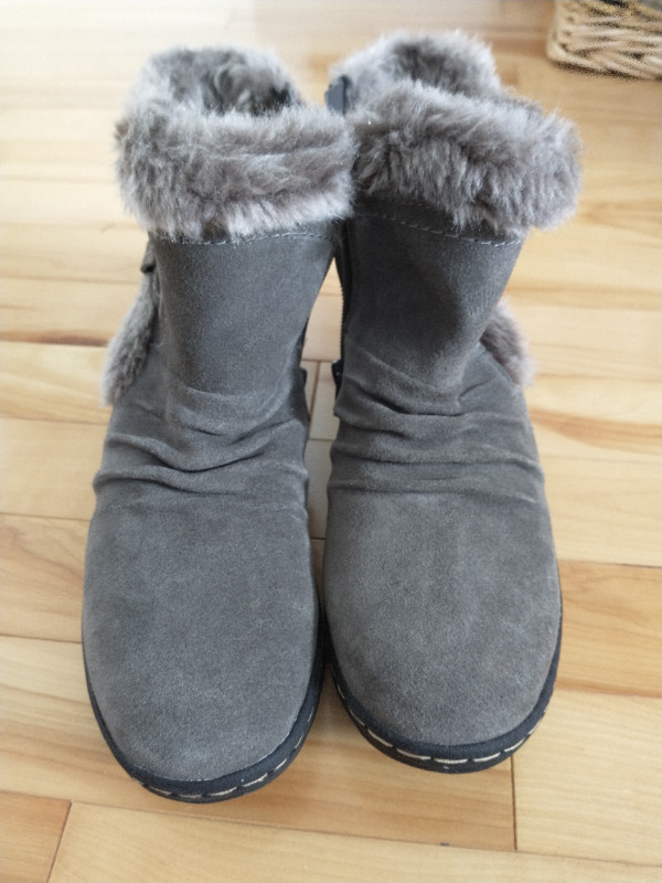 Naturalizer suede winter boots size 5.5 in Women's - Shoes in Dartmouth - Image 2