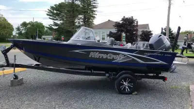 Fish and ski boat with 115hp Yamaya, trailer, cover and motorquide x3 electric trolling motor