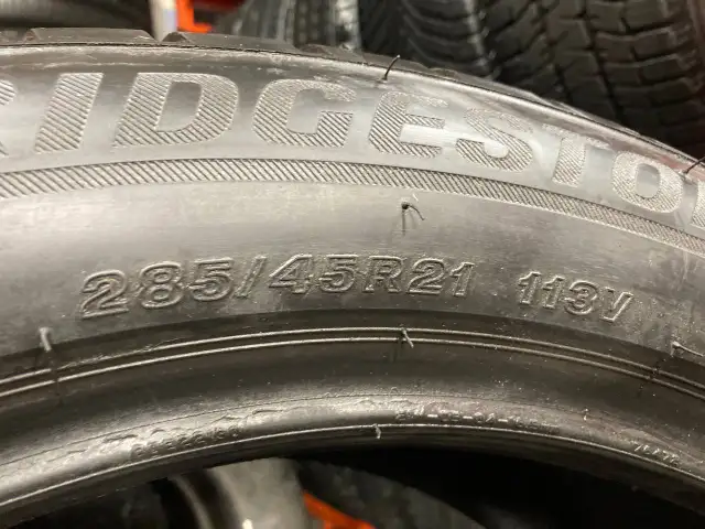 285/45R21 **2 USED RUNFLAT WINTER TIRES** BRIDGESTONE ~85-99% in Tires & Rims in City of Toronto - Image 6