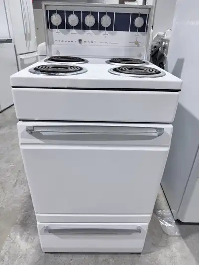 Cuisinière 20po Blanche | McClary *** USAGÉ ***, View more