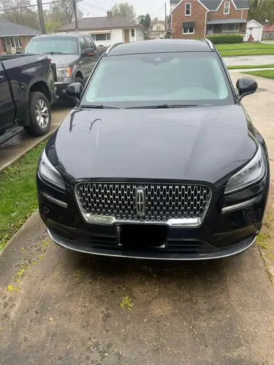 2021 Lincoln Corsair AWD excellent condition new tires 3 months ago reason for selling looking to ge...