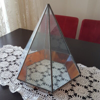 Vintage (40yrs) Stained Glass Pyramid terrarium (6 sided).