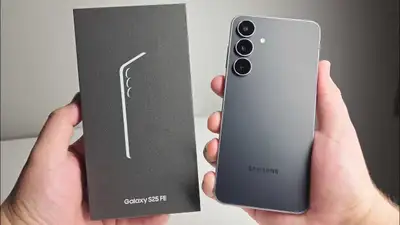 Samsung S25 FE (like new), View more