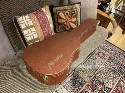 Full Size Acoustic ALVAREZ Guitar Hard Case Good condition, View more