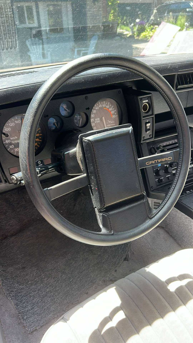 1982 Camaro Recently Certified- 80,000 km in Cars & Trucks in Mississauga / Peel Region - Image 3