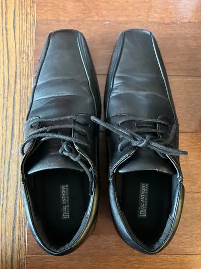 Boys dress shoe size 5.5 , View more