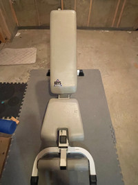 Adjustable multi-position weight/exercise bench