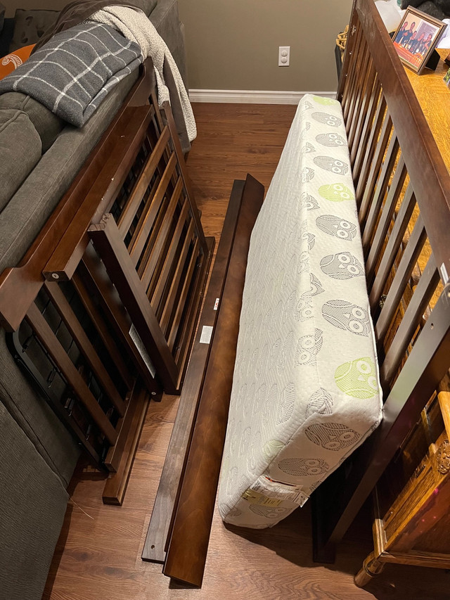 Crib/Toddler Bed/Child Bed - 3 in 1 in Cribs in Oshawa / Durham Region - Image 2