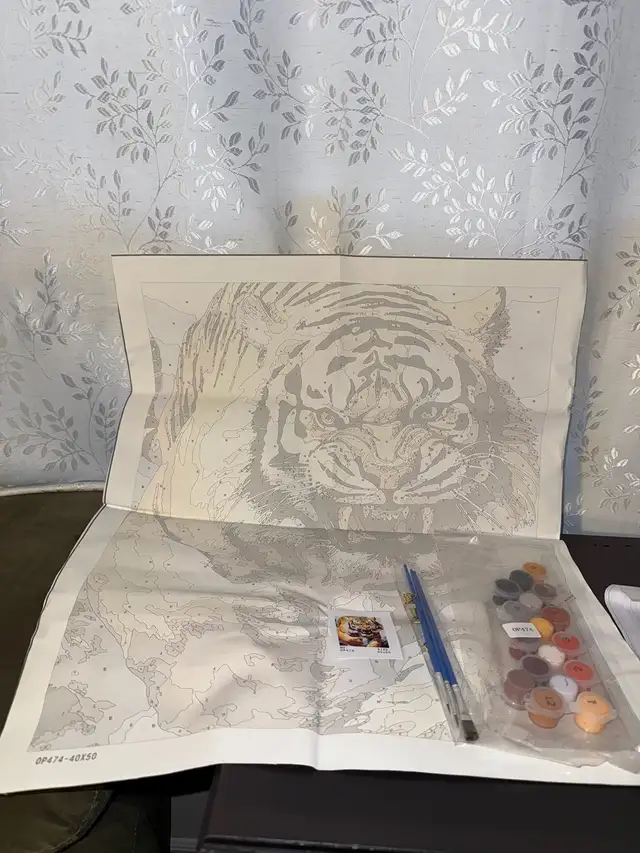 Tiger Paint by Numbers Kit in Hobbies & Crafts in Ottawa - Image 2