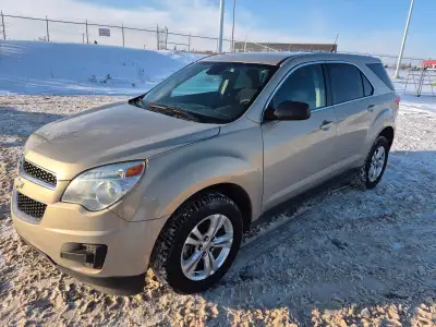 2012 Chevrolet Equinox LS, 2.4 L, 4 cyl, only 124 KM, low KM, 4WD, cloth seats, AC, Tilt, cruise, br...