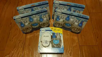 Assainisseur d'air Febreze avec 13 recharges, View more