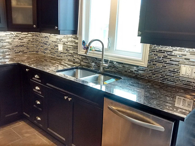 STYLISH TILING, BACK SPLASHES, FLOORING, ACCENT WALLS in Renovations, General Contracting & Handyman in Sault Ste. Marie - Image 2