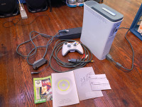 Xbox 360 60GB, controller, power cable, AV cable, wireless adapt