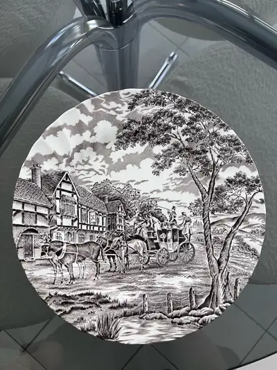 Myott dinner plates - vintage - set of 4, View more