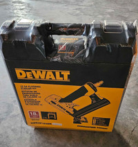 DEWALT 18 Gauge Flooring Stapler