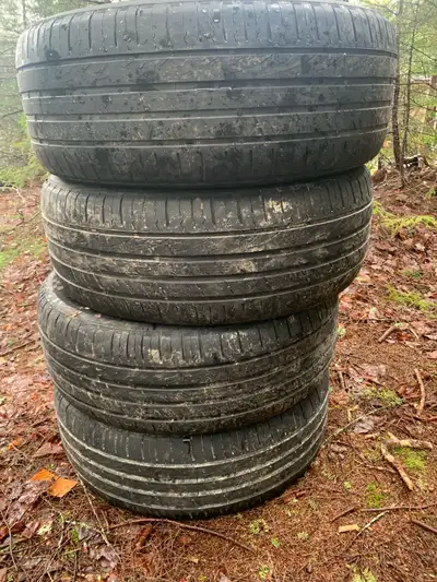 Four All Season Zeta Impero Tires 265/65R/17 112h. Two are a little more worn than the others but st...