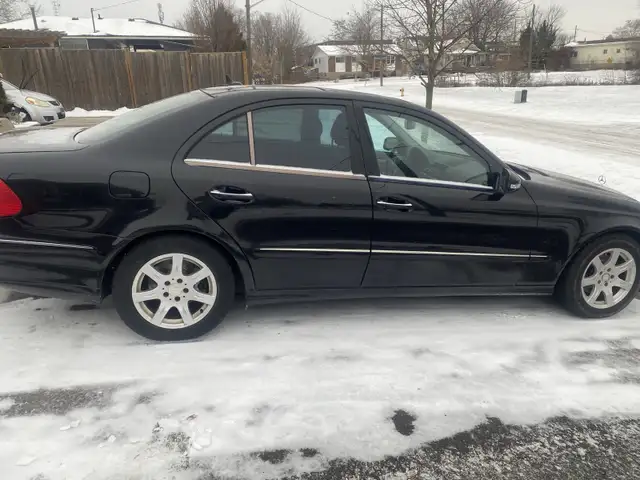 2008 Mercedes e320 diesel (trade) in ATVs in St. Catharines - Image 4