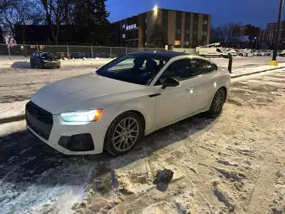 S-Line. No accidents. Privately owned Accomodation sale at my Audi dealer in DDO. Very clean inside...