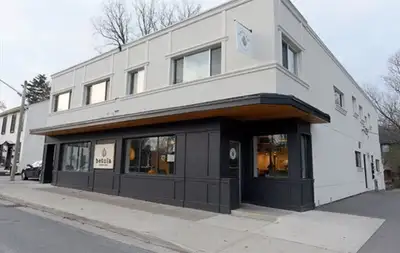 Dundas Apartment