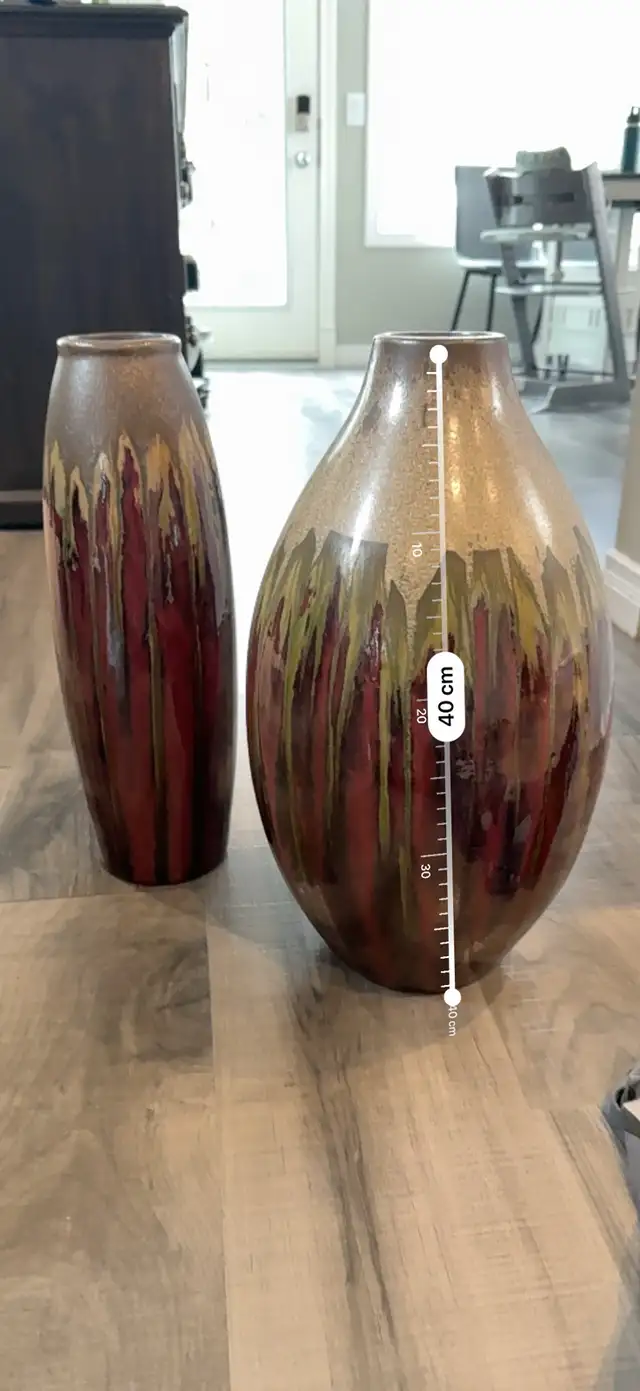 Set of decorative Vases in Home Décor & Accents in Calgary - Image 3