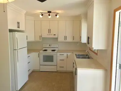NEWLY RENOVATED COMPLETE HOUSE! AVAILABLE IMMEDIATELY!!! This home features: - Over 1800 sq ft of li...