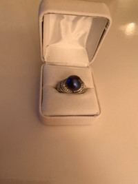 Silver Purple Blue Pearl Ring  with Zircons Size 7