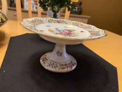 BEAUTIFUL VINTAGE PEDESTAL CAKE STAND { Made in Germany }, View more