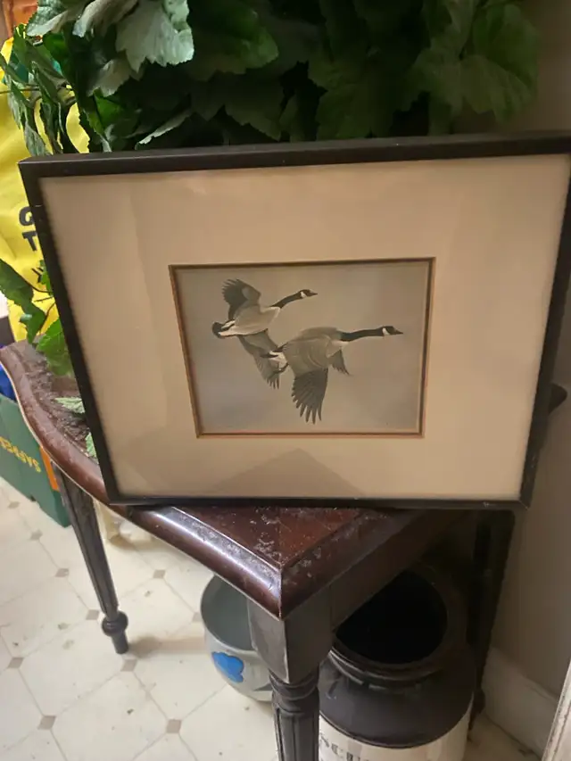 (Sold) Geese in flight in Arts & Collectibles in Ottawa - Image 3