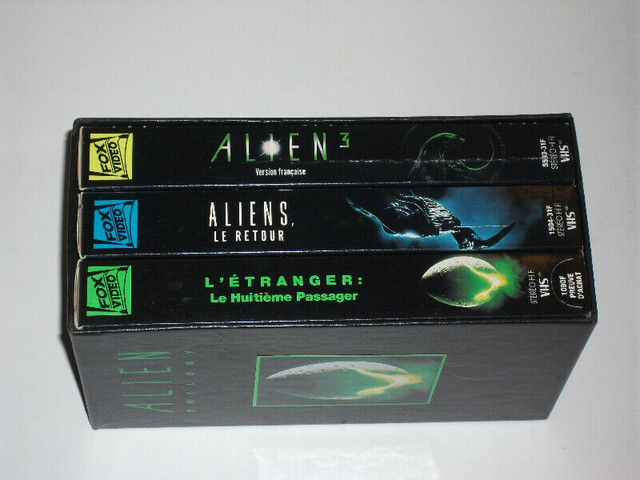 Alien Trilogy (en français) Cassettes VHS dans CD, DVD et Blu-ray  à Ville de Montréal