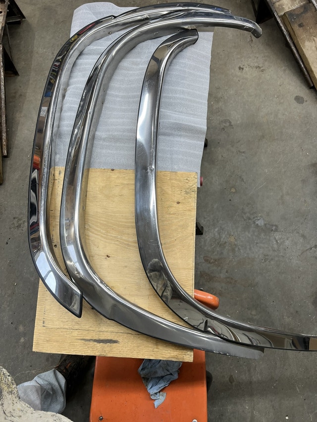 Chrome fender flares from an 06 Silverado Auto Body Parts Winnipeg