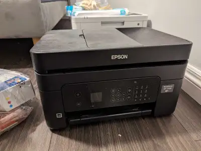 Epson WF-2930 Color printer and scanner works perfectly