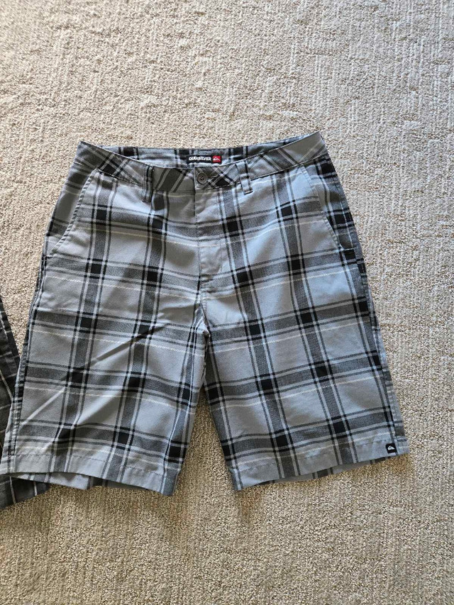 Men's Casual Shorts - Quicksilver (33) & Burnside (34) in Men's in London - Image 2