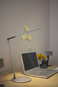 Lampe de bureau / Desk lamp I-bar mini Koncept Light