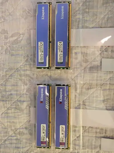 Kingston HyperX Blu 16GB (4x4) KHX1600C9D3B1K2/8GX DDR3 memory, View more