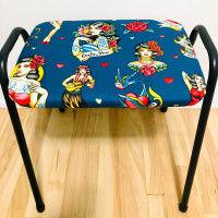 Banc stool tattoo girl vintage rétro relooké 17x12x19” hauteur 