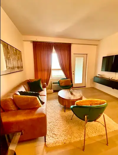 Furnished 1 Bedroom, Central, City, Parking