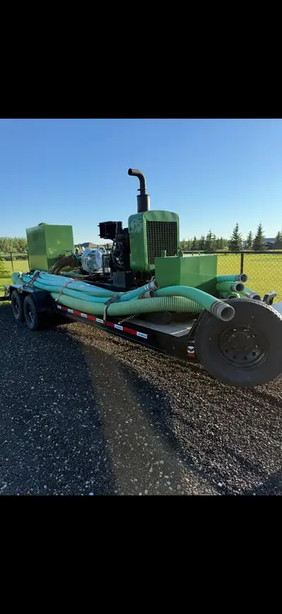 High-volume centrifugal trash / water transfer pump Detroit diesel engine Comes with a few hoses It’...