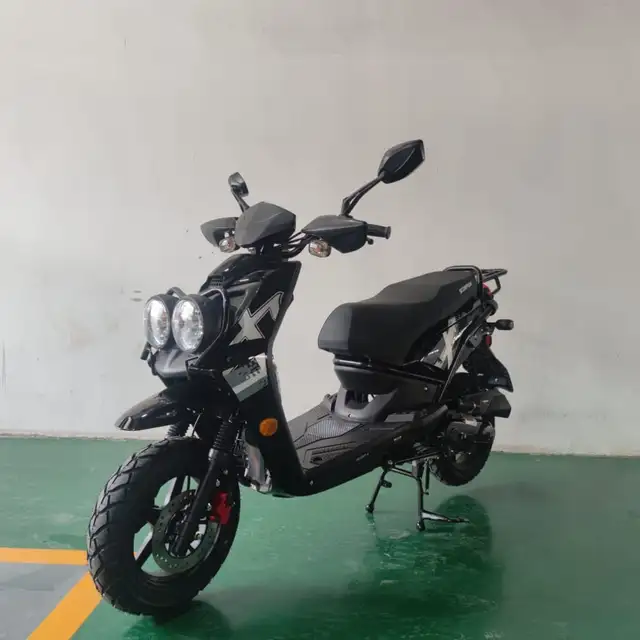 CYCLOMOTEUR 49CC NEUF SCOOTER SCORPION WARRIOR 49CC A GAZ  NOIR in Other in Rimouski / Bas-St-Laurent - Image 2