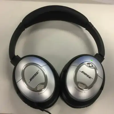 Bose® QuietComfort® 15 Acoustic Noise Cancelling® Headphones great shape! firm price! The best aroun...