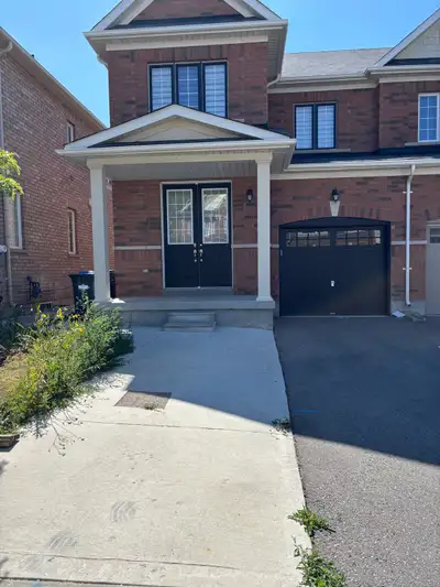 2 Bedroom basement for Rent in Brampton. Near Mississauga Road and Williams Pkwy. In Brampton West....