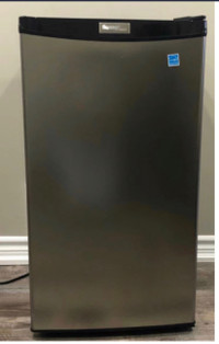 Danby stainless bar refrigerator mint  delivery available 