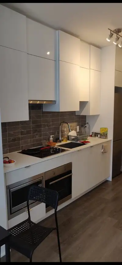 Stunning condo in the heart of mid-town Toronto. This spacious one-bedroom plus den features a moder...