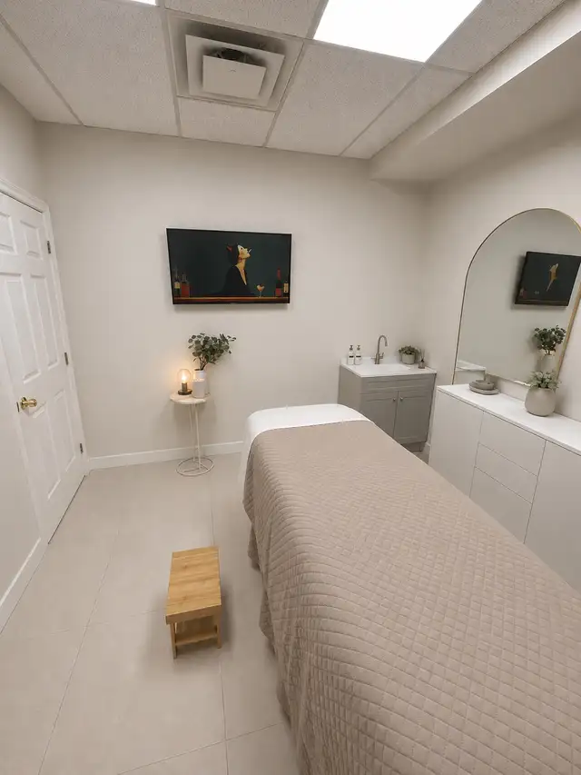 Woodbridge BEAUTY CLINIC in Commercial & Office Space for Rent in Mississauga / Peel Region - Image 6