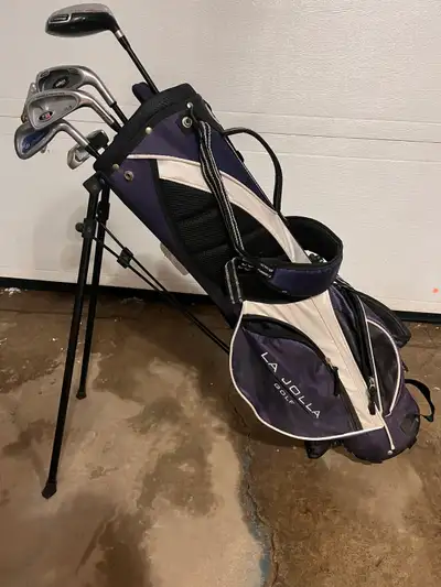 Youth R Hand Golf clubs & stand bag =Driver+5,9, wedge & putter, View more