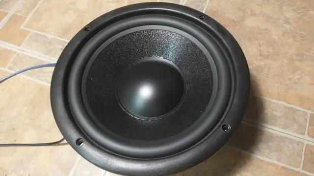 Replacement 8" Subwoofer Speaker Element in Speakers in Kitchener / Waterloo - Image 3
