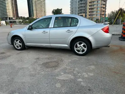Great condition Pontiac g5 with new rockers, brakes, alignment, tuneup, and battery. Great on gas. U...