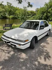 1988 Honda Accord Limited, sedan, 32,000 Km