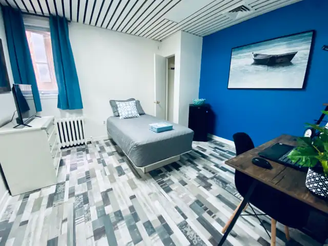 Chambre à louer Limoilou Québec pour travailleur et retraité in Room Rentals & Roommates in Québec City - Image 4