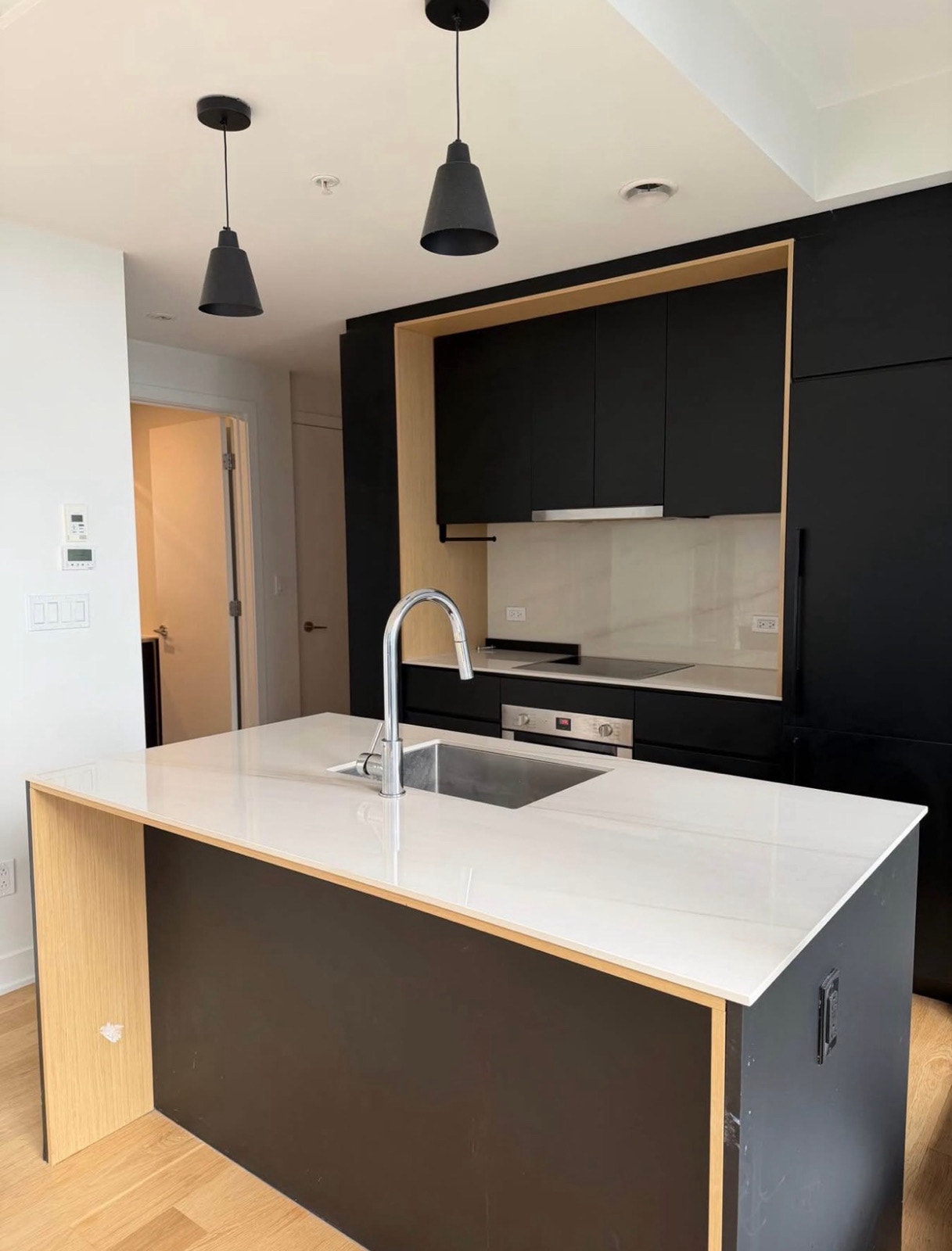 Appartement de 1 chambre et 1 salle de bain — photo 2