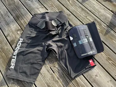 Rooster hiking shorts with hiking size 265 pads included. Good for hiking in any class, lightly used...